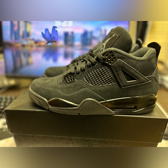 Jordan 4s black cats - Picture 3 of 5